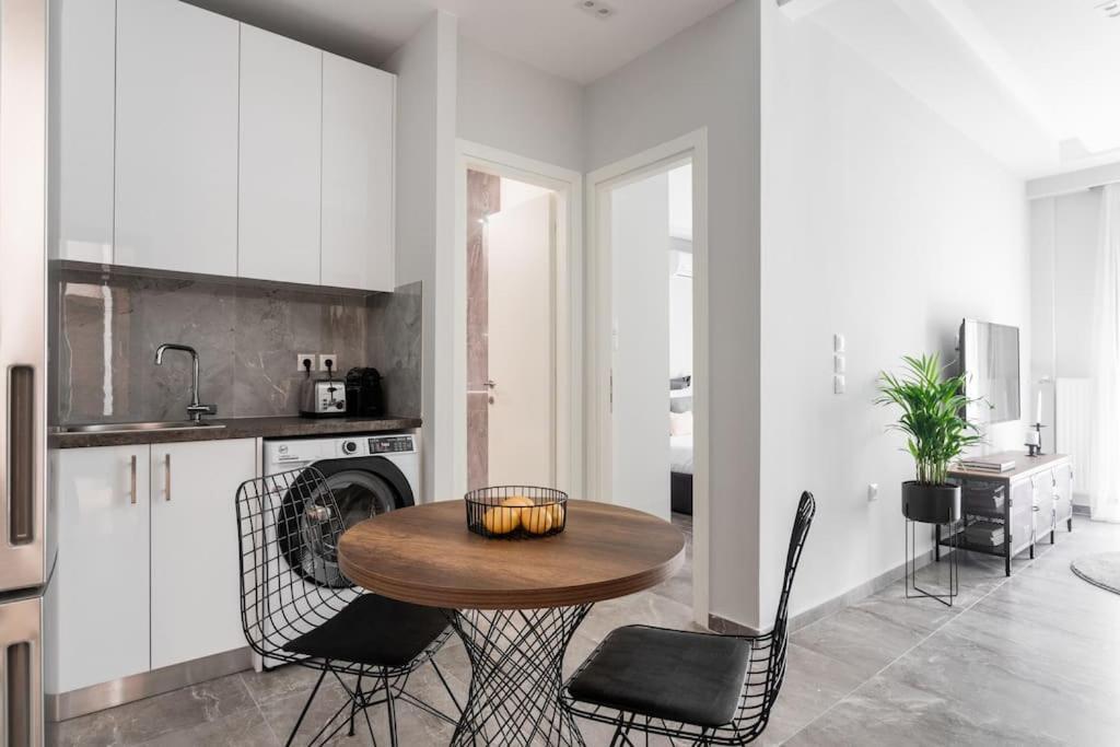 Sublime 1Br Apartment In Koukaki By Upstreet Афины Экстерьер фото